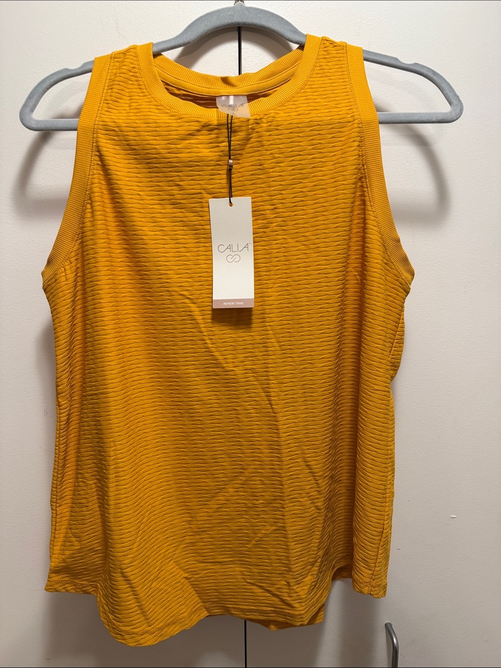 CALIA by Carrie Underwood Textured Sleeveless Tank in Mustard Yellow